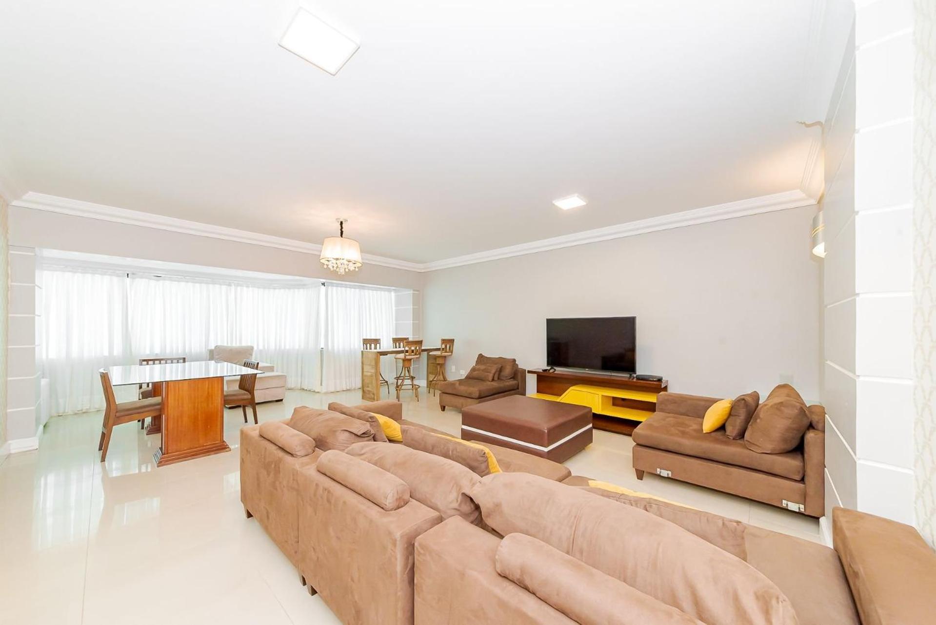 Apto Amplo 1Suite Mais 2Quartos - Quadra Mar 50M Da Praia - Somente Familiares Balneario Camboriu Dış mekan fotoğraf